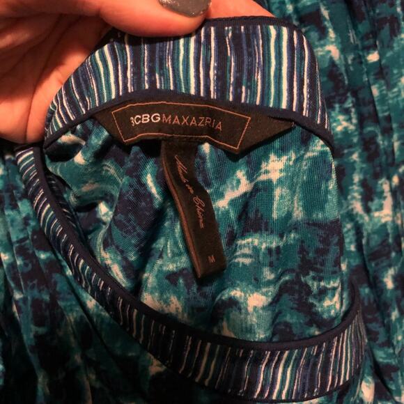 BCBGMAXazria One Shoulder Grecian Maxi Empire Waist Cyan Blue Wave Combo M - Picture 3 of 6